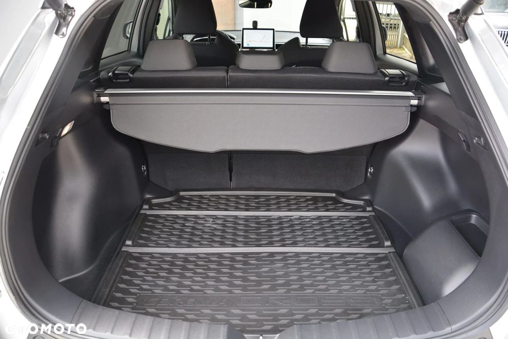 Toyota Corolla Cross 2.0 Hybrid Style - 16