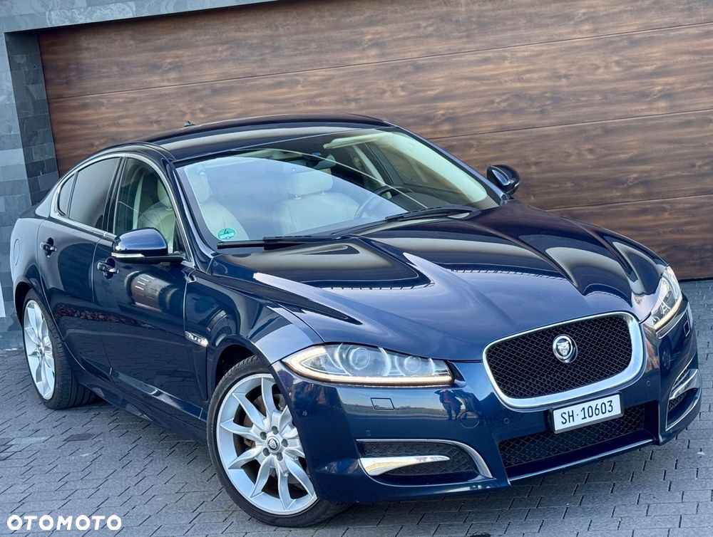 Jaguar XF 3.0 T AWD R-Sport - 5