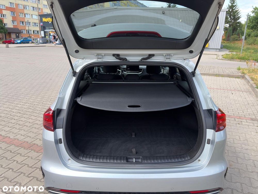 Kia Ceed 1.6 CRDi GT Line DCT - 10
