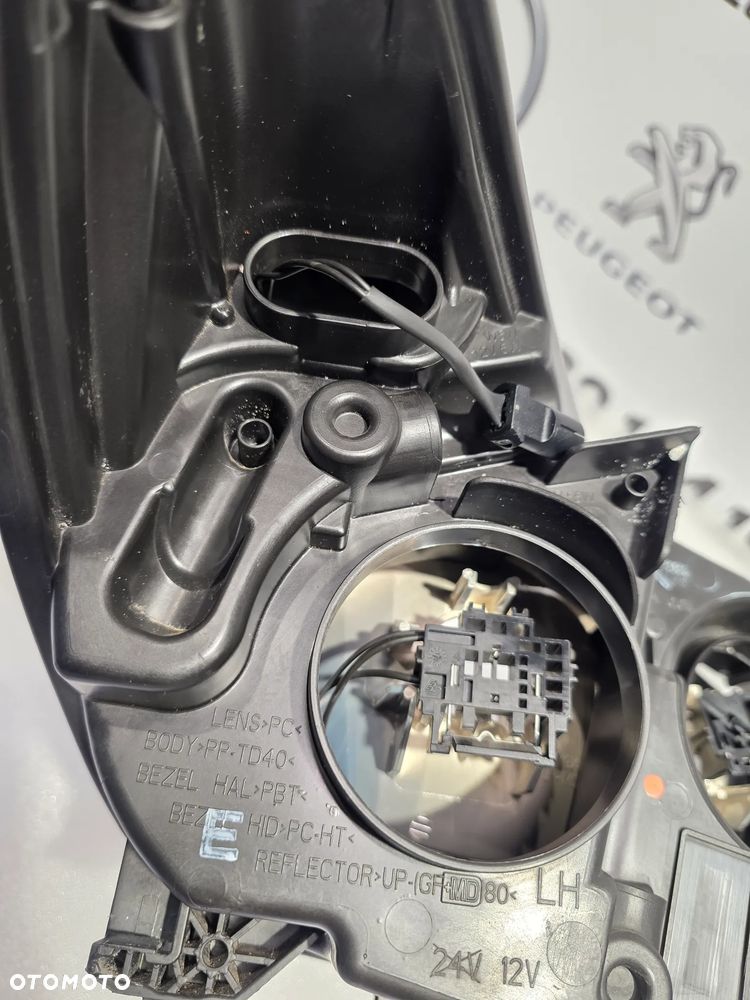 FORD FOCUS MK3 10- KOMPLET LAMP LEWA + PRAWA LAMPA PRZEDNIA PRZÓD CIEMNA ST / TITANIUM , NR BM51-132029-CH / BM51-13W030-CH , NR AUKCJI LPP264 - 33