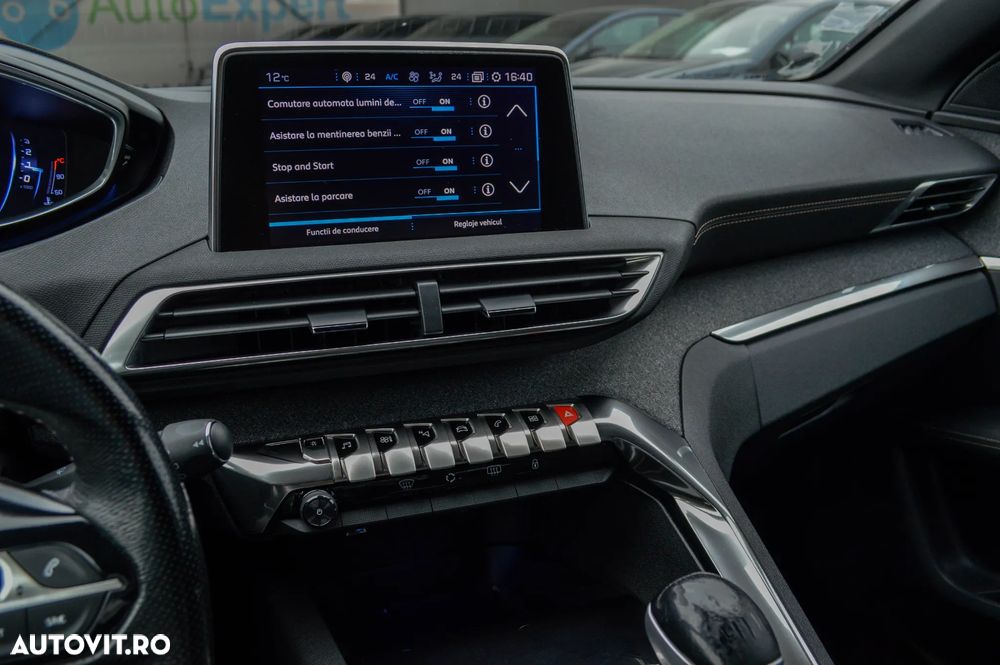 Peugeot 3008 1.2 PureTech Turbo S&S Allure - 8