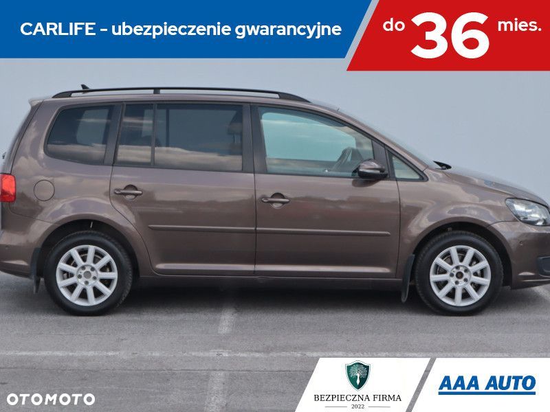 Volkswagen Touran - 8