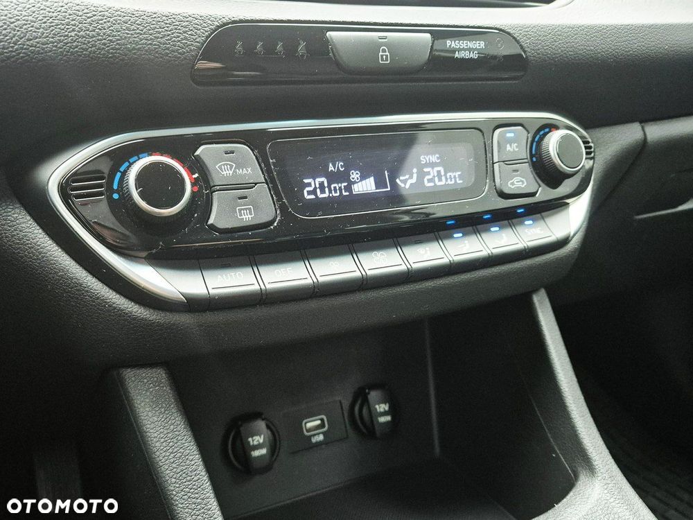Hyundai i30 1.0 T-GDI Smart - 22