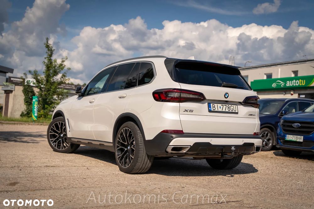 BMW X5 xDrive40i mHEV - 11