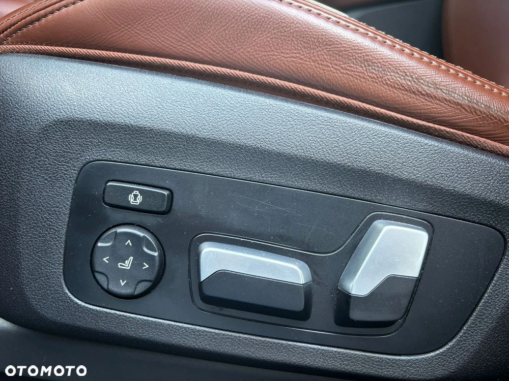 BMW X4 - 10