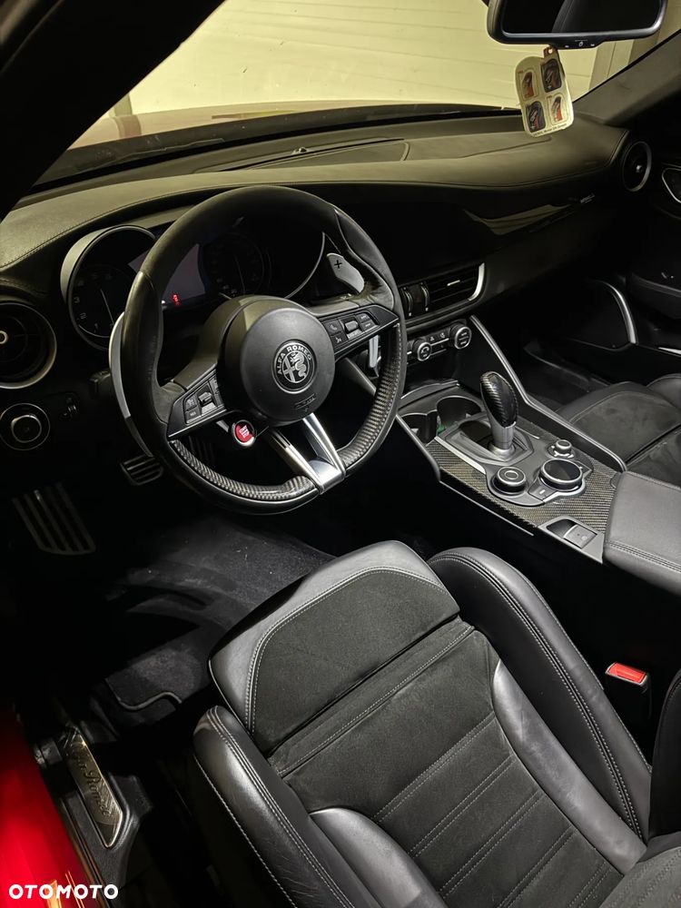 Alfa Romeo Giulia 2.9 Bi Turbo V6 Quadrifoglio - 5