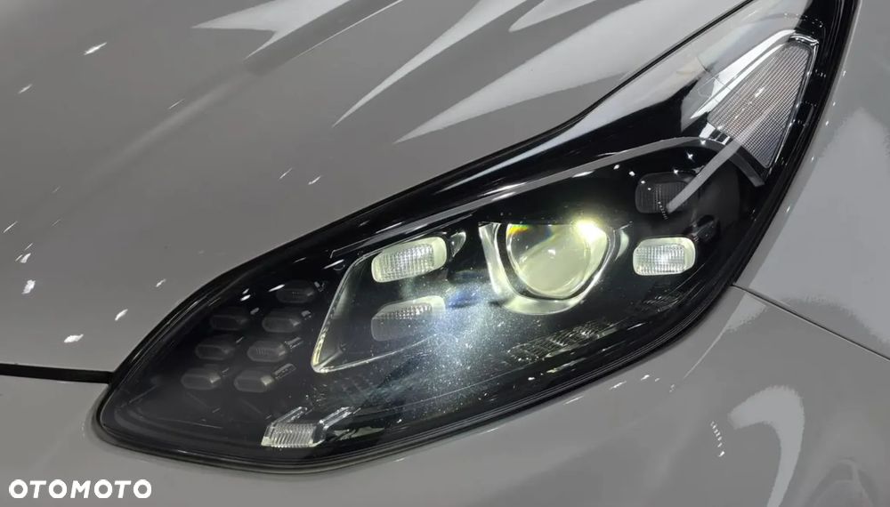 Kia Sportage - 16