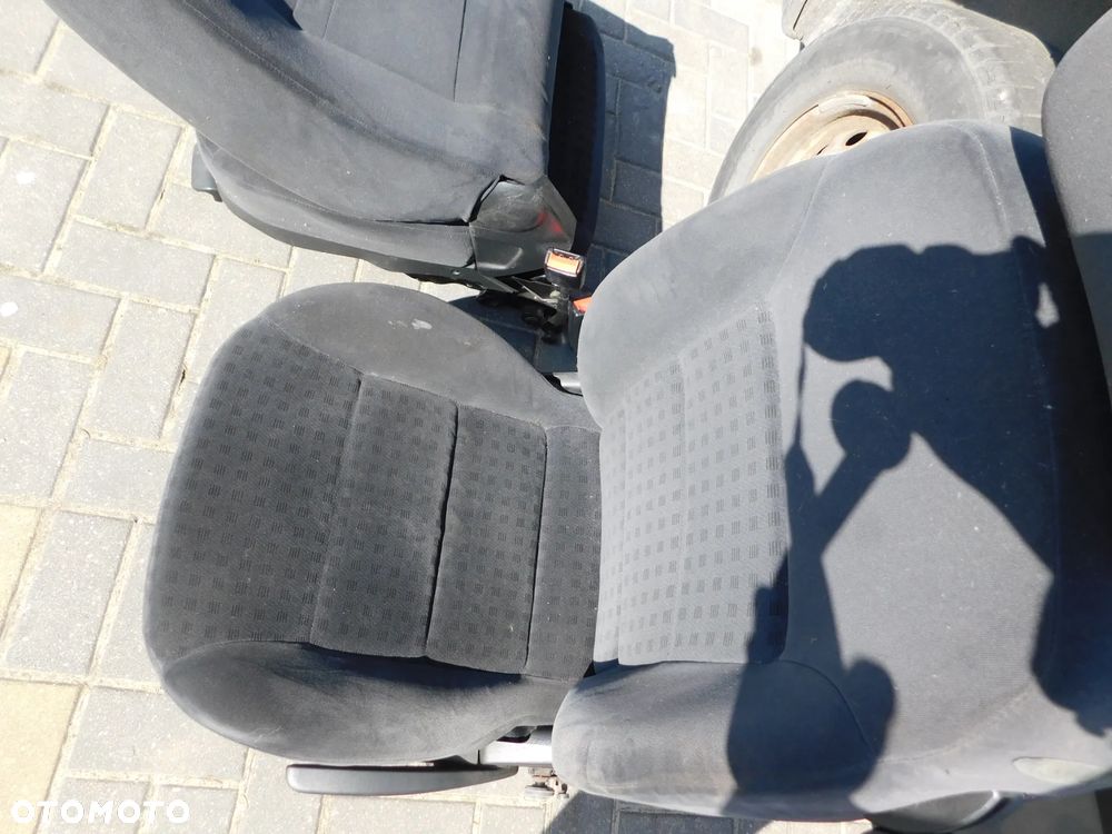 fotele przód VW GOLF IV 3D welur - 5