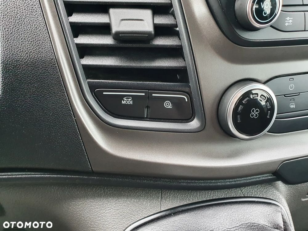 Ford TRANSIT 3,5t na Haku - 34