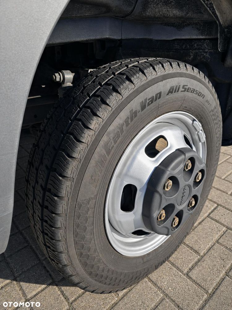 Iveco DAILY 40 C35 - 20