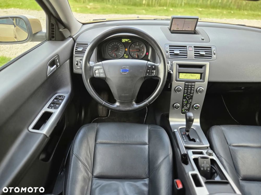 Volvo S40 - 25
