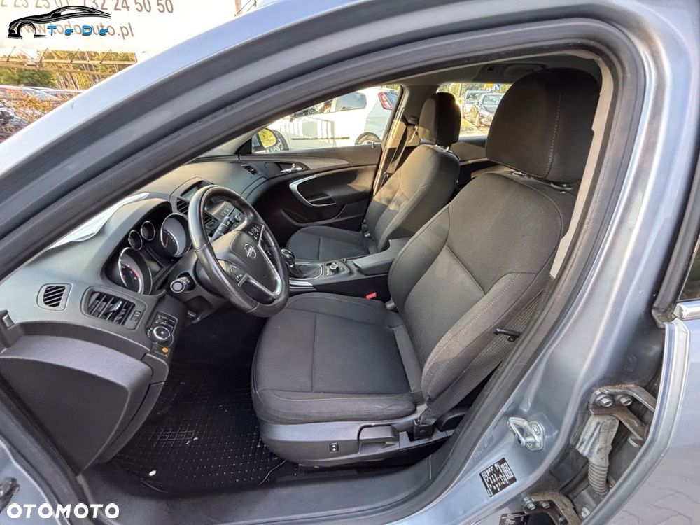 Opel Insignia 1.8 Cosmo - 32