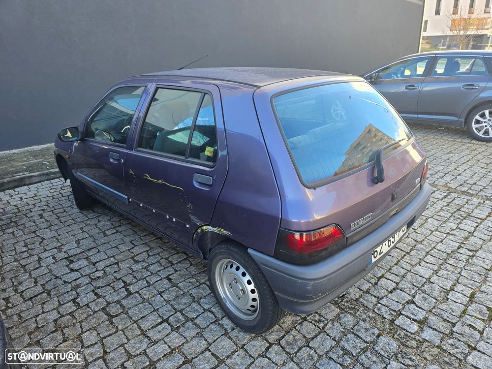 Renault Clio 1.2 RN - 4