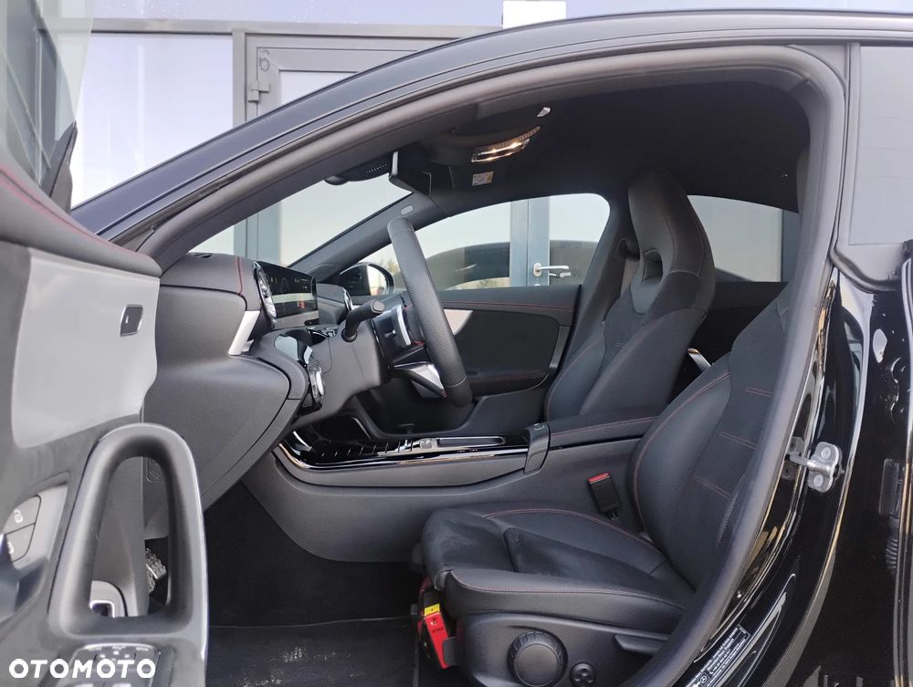 Mercedes-Benz CLA 200 mHEV AMG Line 7G-DCT - 10
