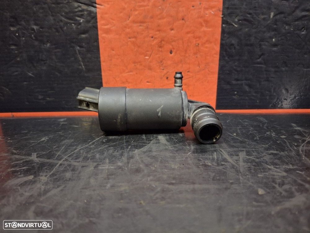 Motor Esguicho / Reservatório Limpa Vidros Ford Transit V363 Caixa (Fc - 2