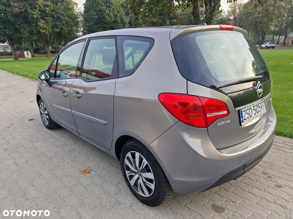 Opel Meriva - 31