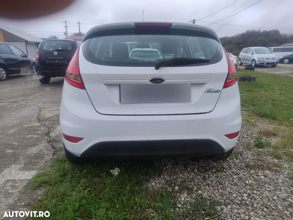 Ford Fiesta - 7