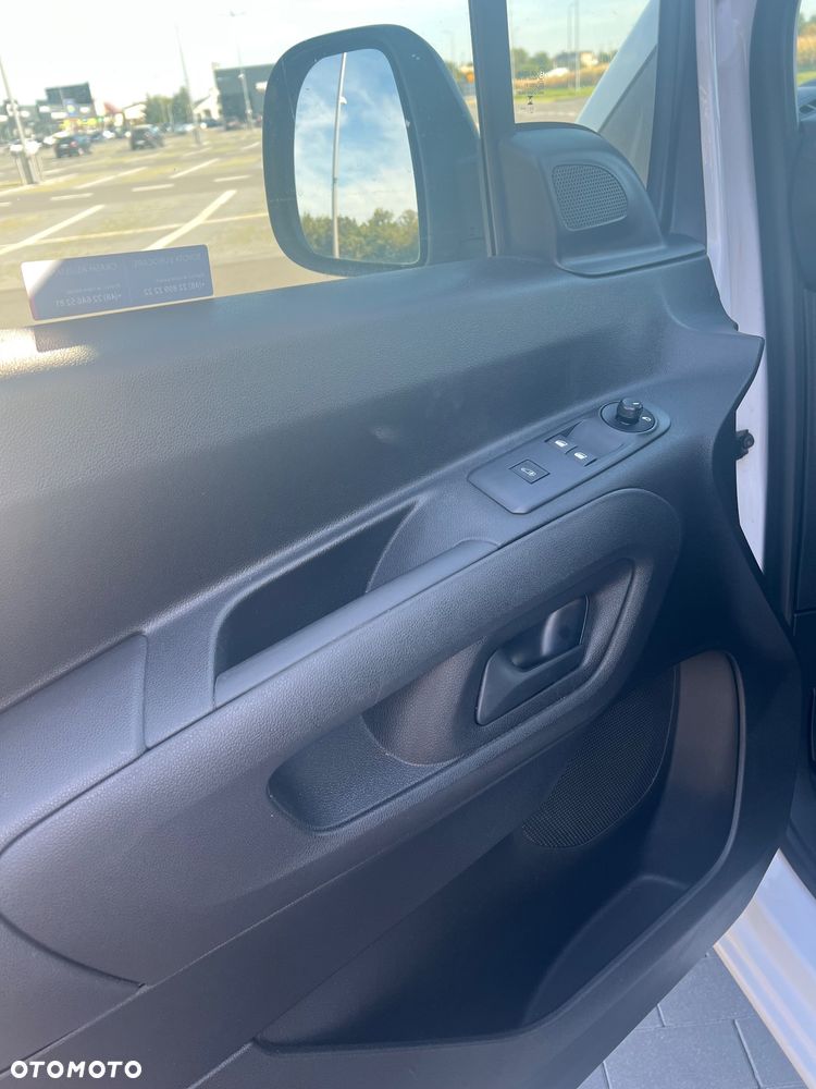 Toyota Proace city - 9