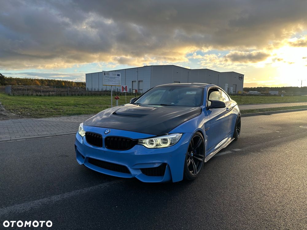 BMW M4 - 1