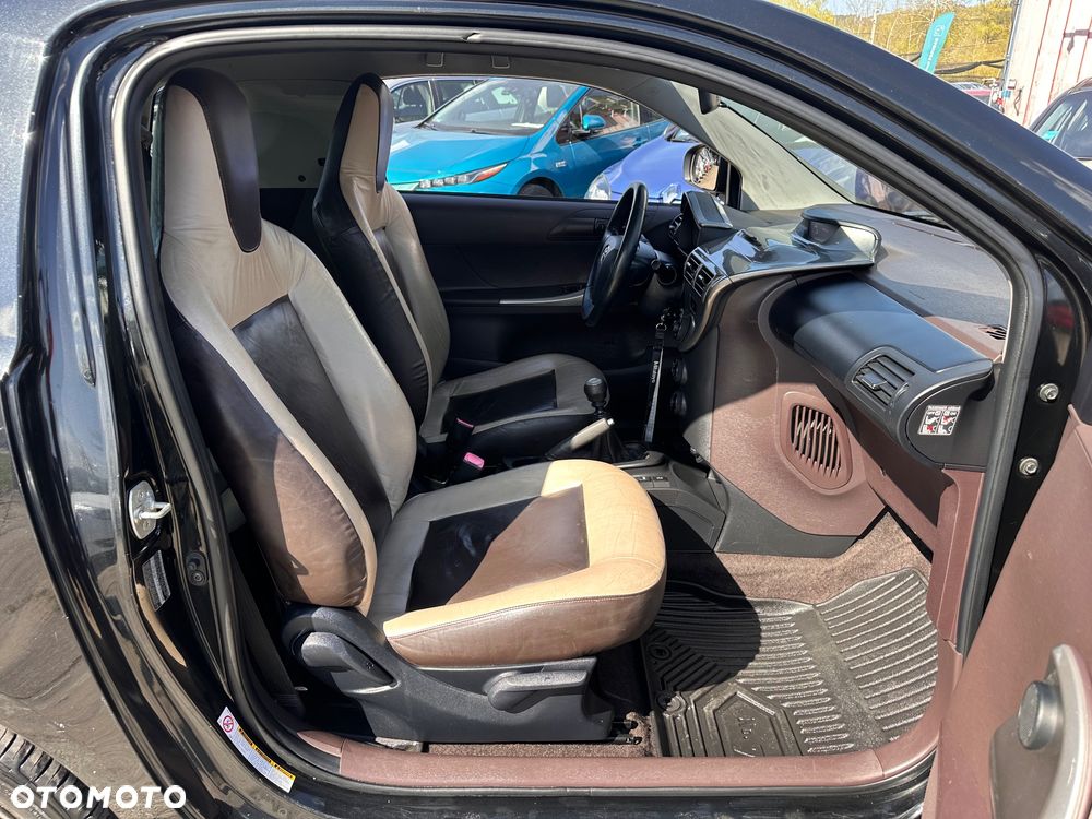 Toyota iQ 1.0 Sol - 4