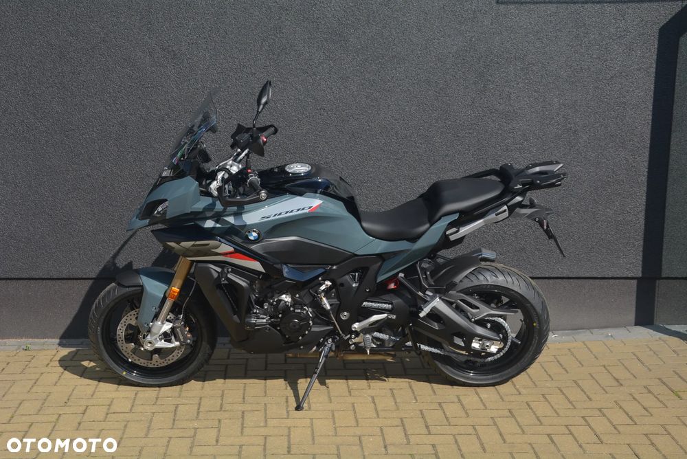 BMW XR - 5