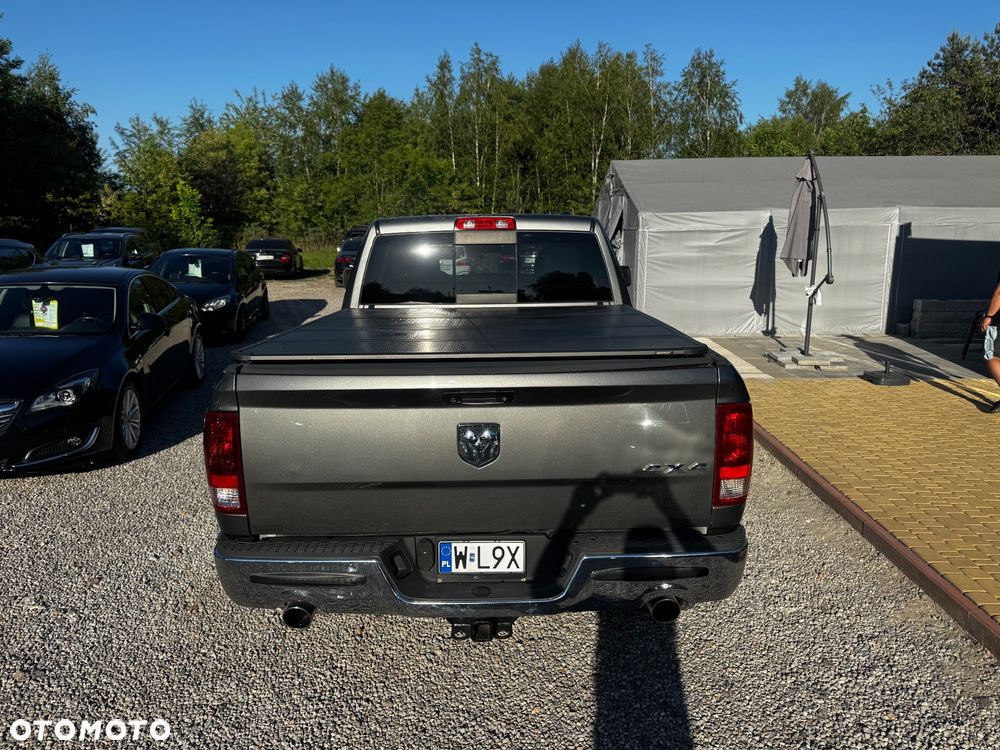 Dodge RAM 5.7 4x4 - 12