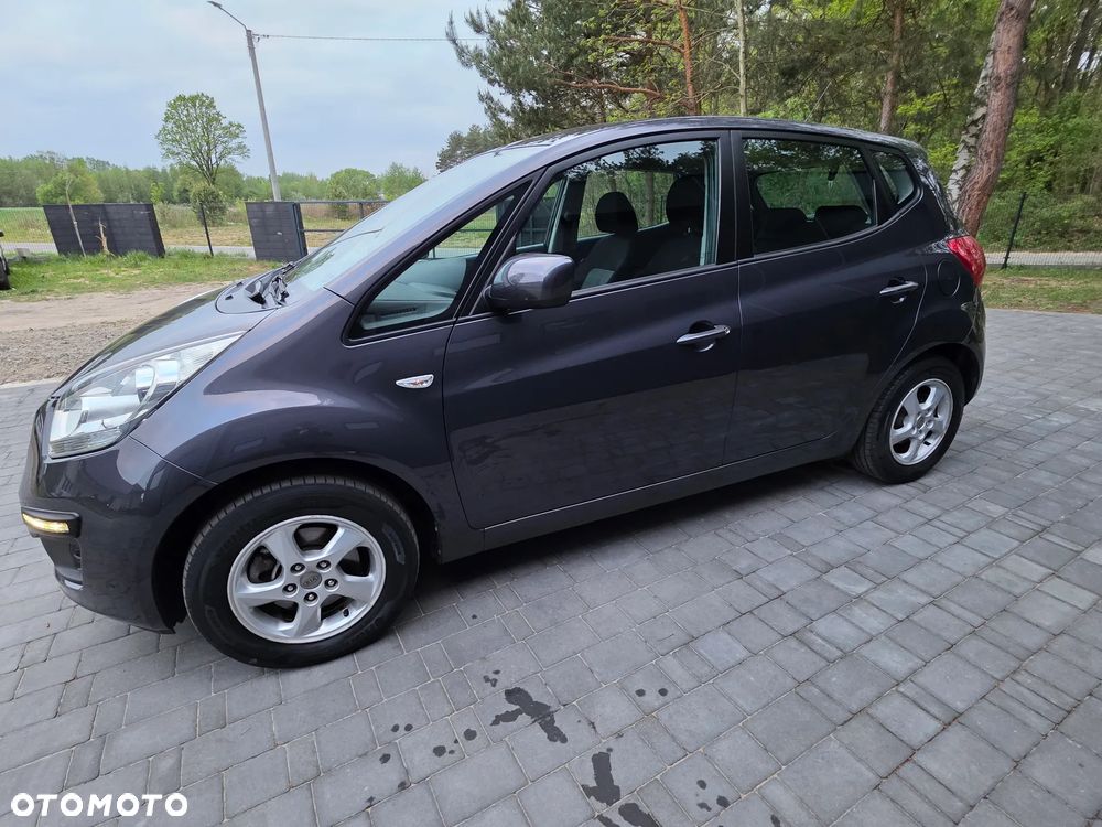 Kia Venga - 3