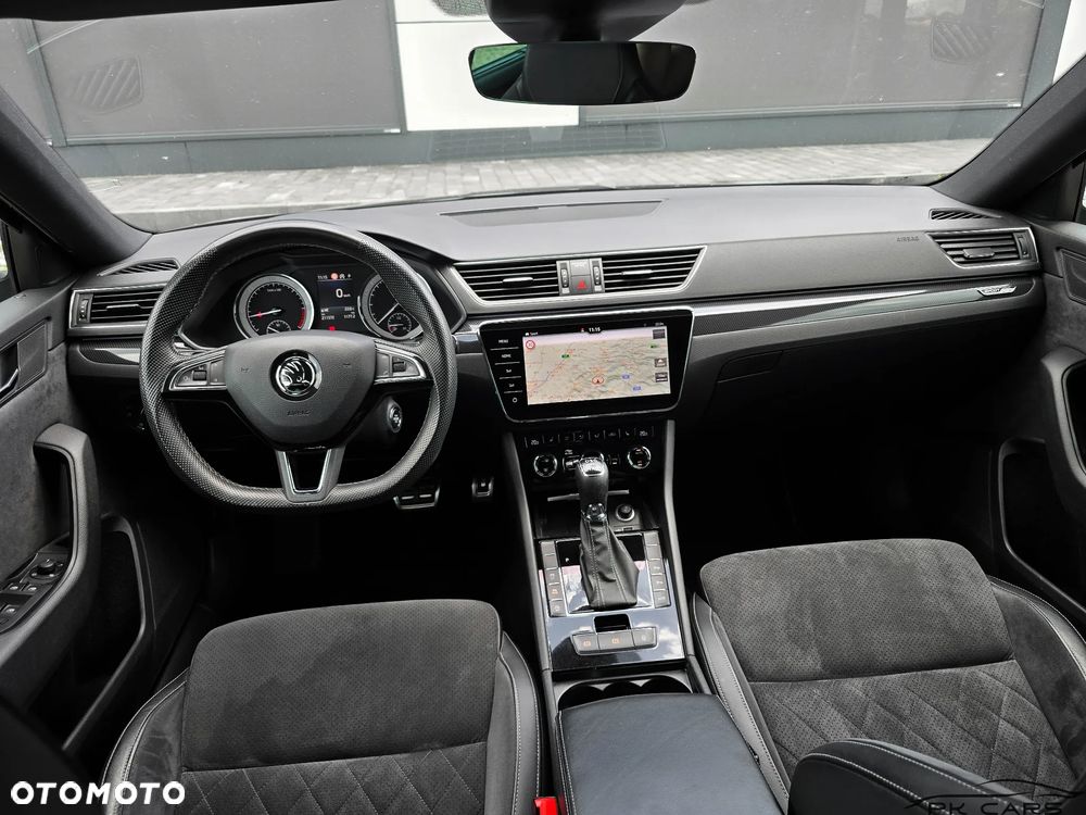 Skoda Superb 2.0 TDI 4x4 DSG Sportline - 27