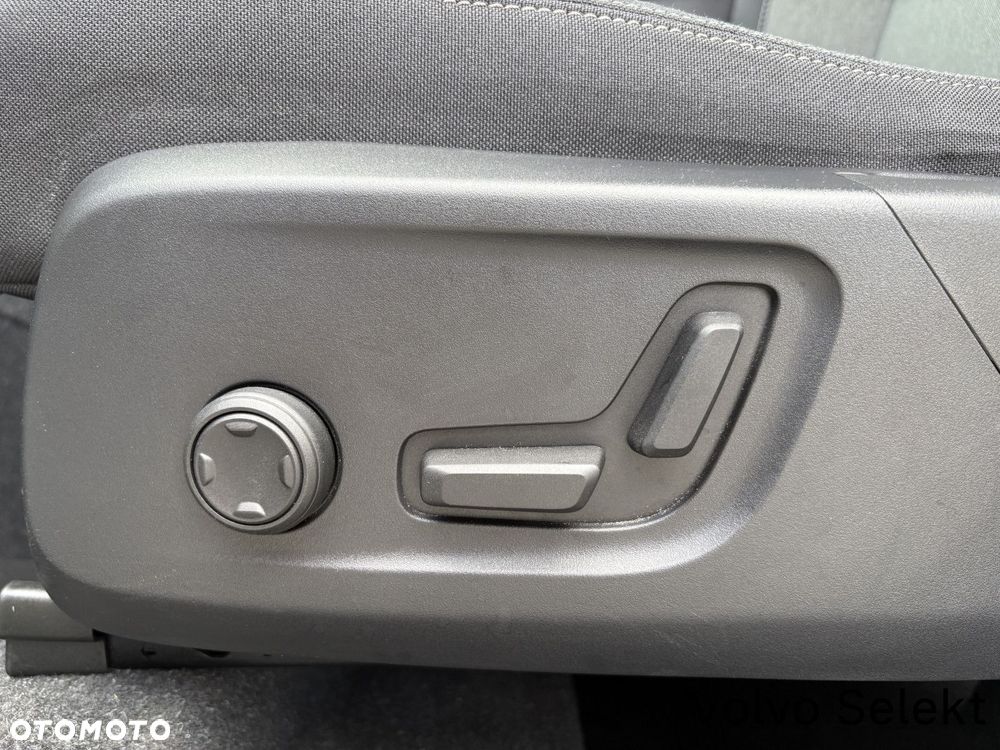 Volvo XC 40 - 21