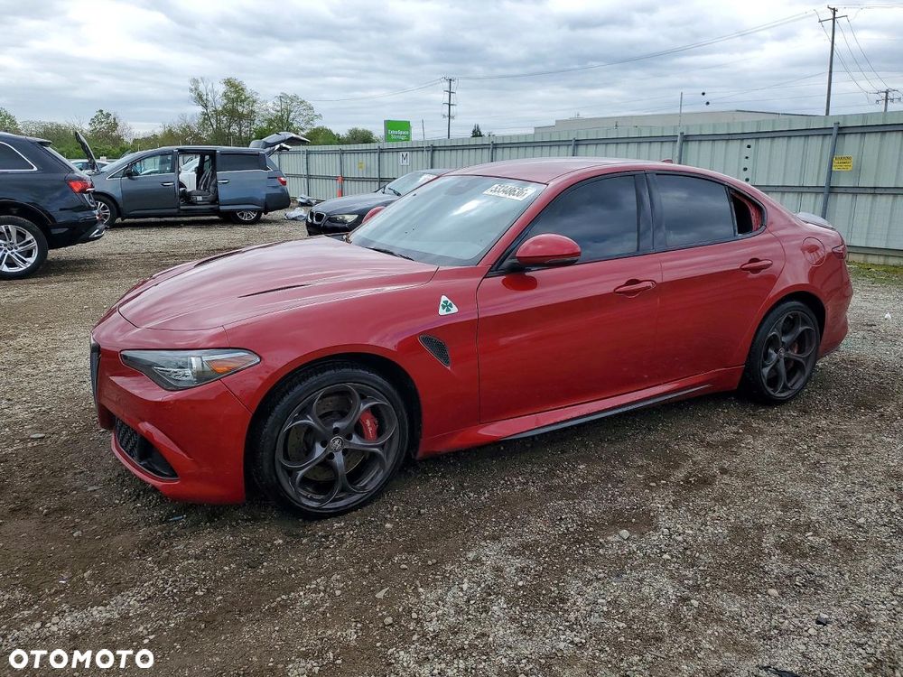 Alfa Romeo Giulia 2.9 V6 Bi-Turbo AT8 Quadrifoglio - 2