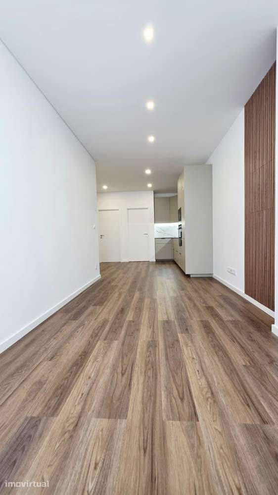 Apartamento T1+1 - Totalmente renovado - Ermesinde - Grande imagem: 4/52