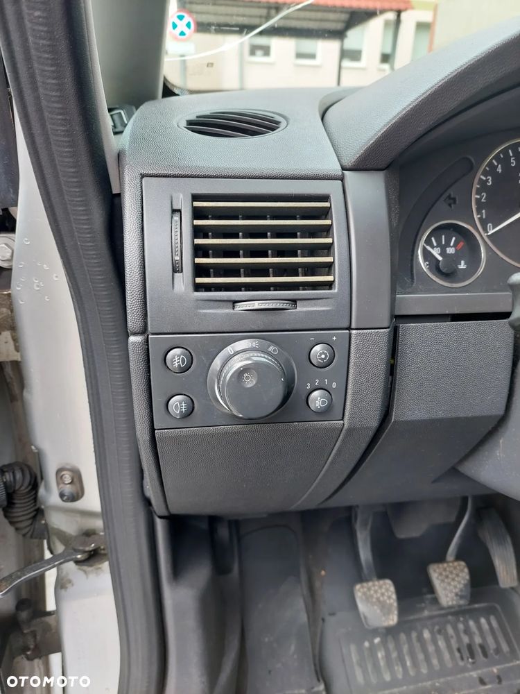 Opel Meriva 1.6 16V Cosmo - 9