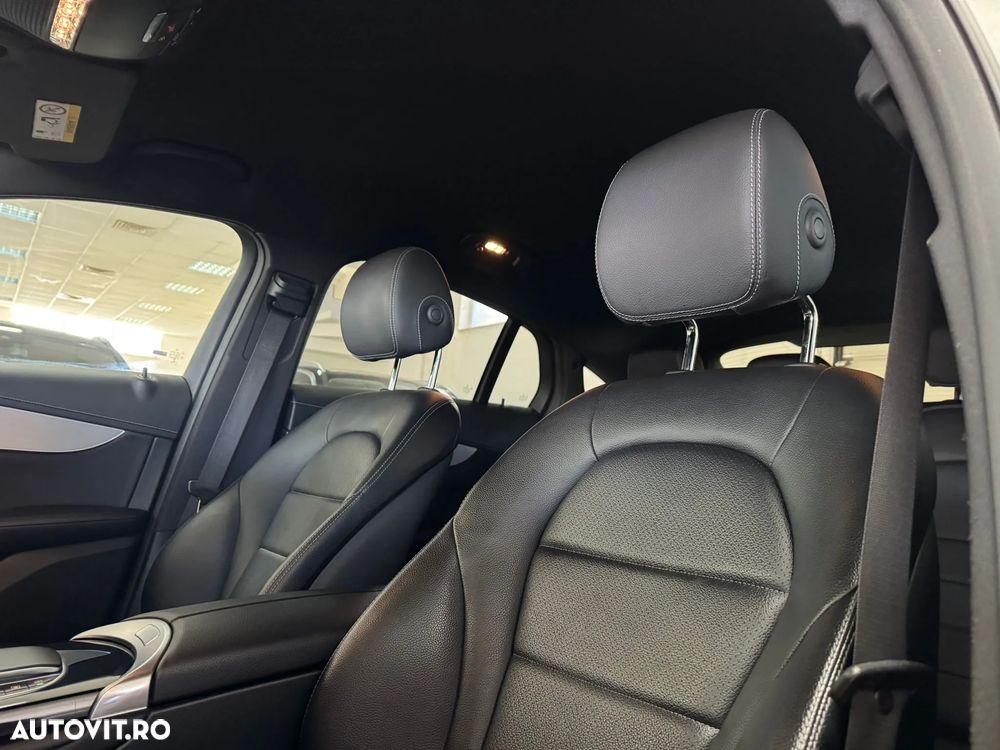 Mercedes-Benz GLC Coupe 220 d 4Matic 9G-TRONIC Exclusive - 4