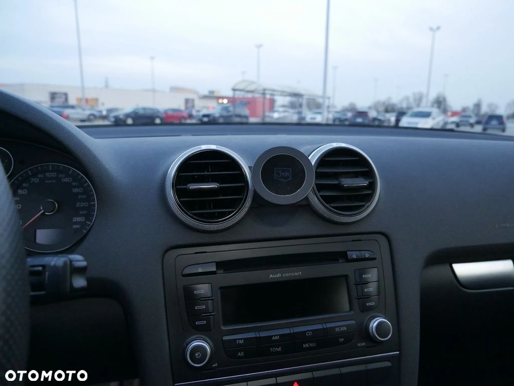 Audi A3 Sportback 1.4 TFSI S line Sportpaket (plus) - 22