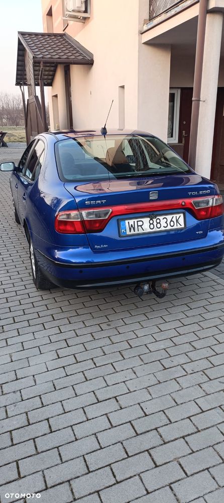 Seat Toledo 1.9 TDI Signo - 3