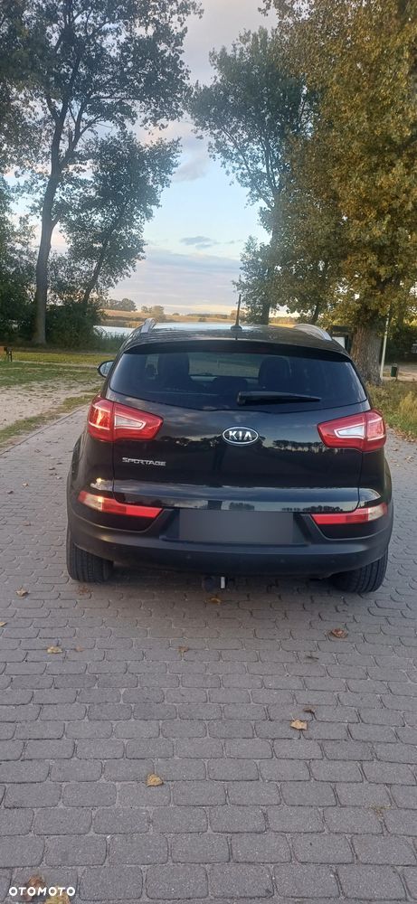 Kia Sportage 2.0 L - 10