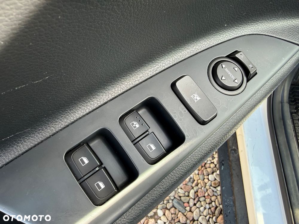 Kia Stonic 1.0 T-GDI M DCT - 22