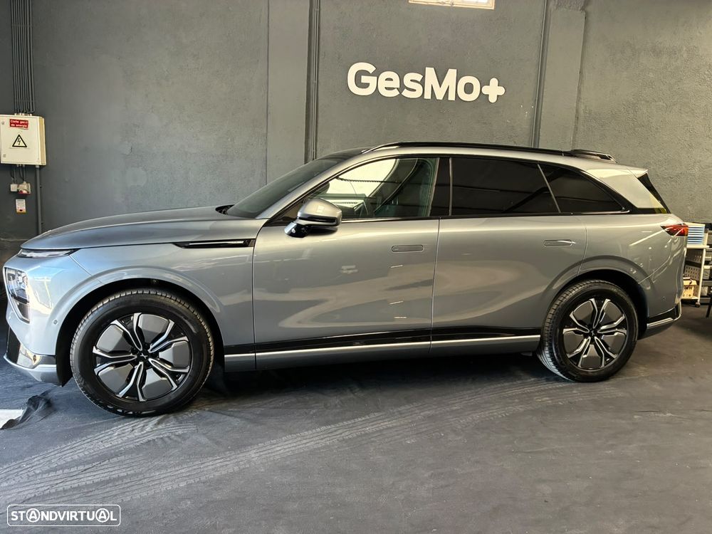 Xpeng G9 78.2 kWh Standard Range - 8