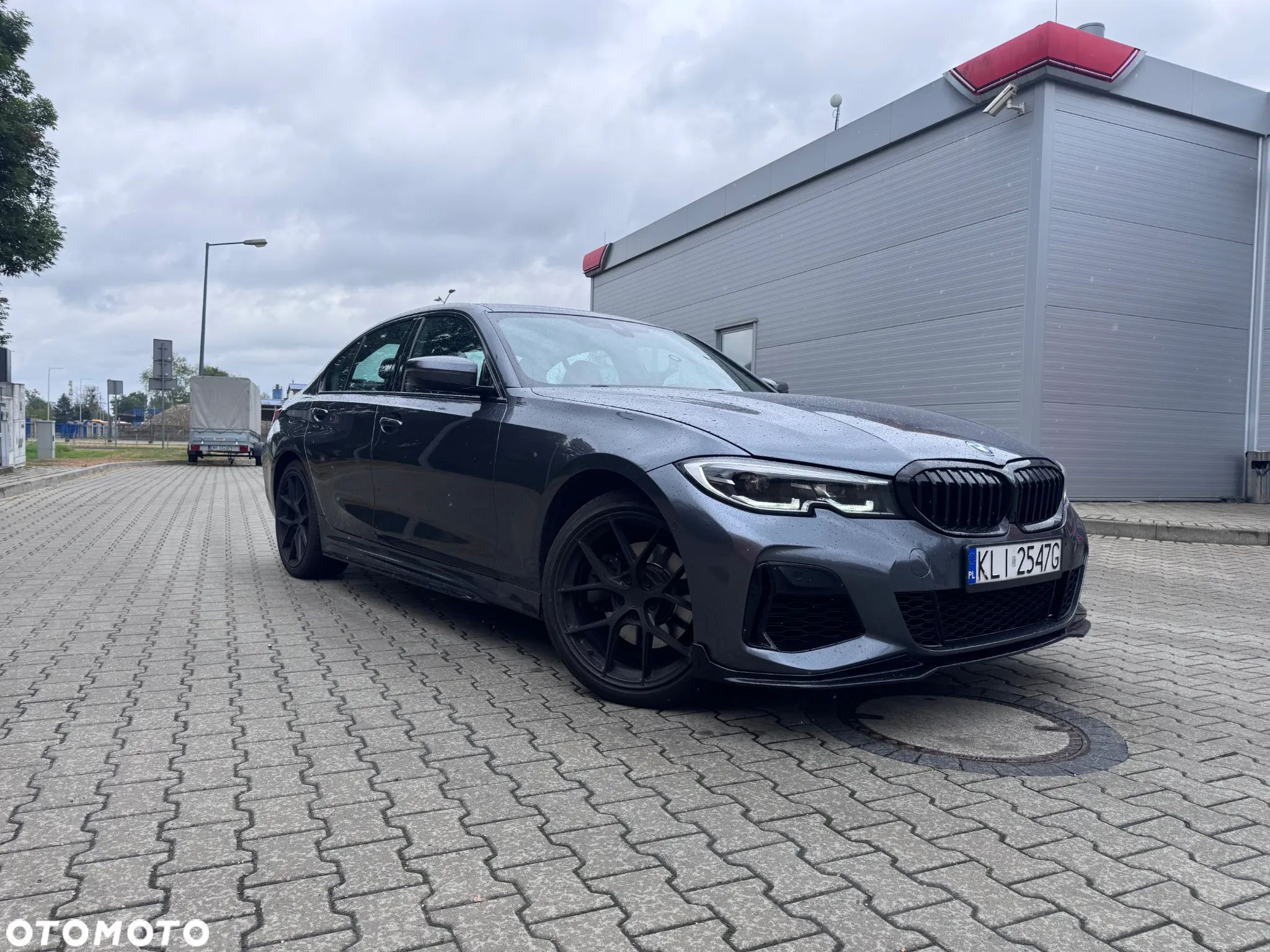 BMW Seria 3 330i xDrive M Sport - 1