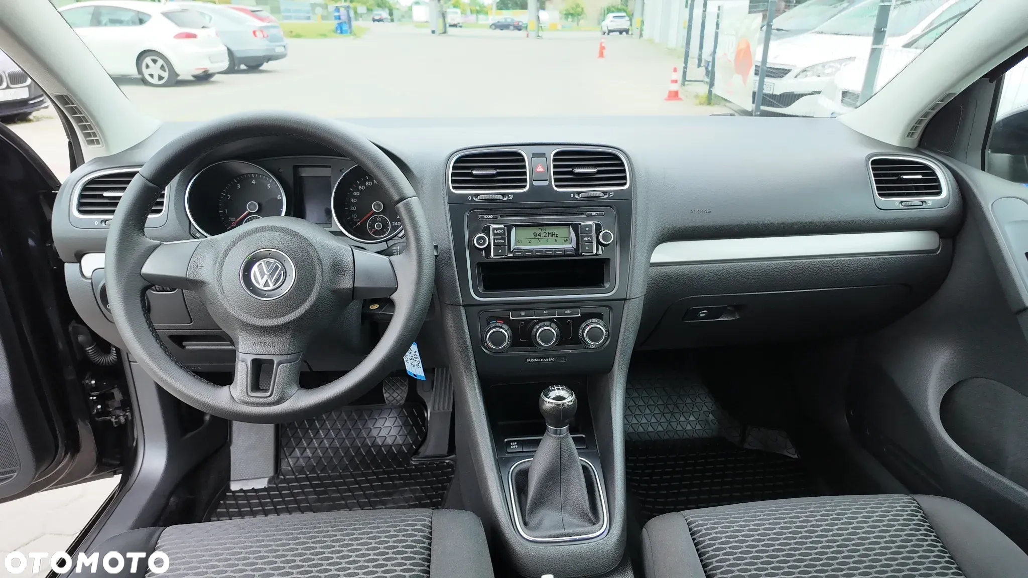 Volkswagen Golf 1.6 Edition - 26