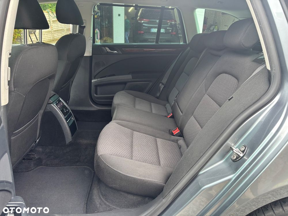 Skoda Superb 2.0 TDI Elegance DSG - 31