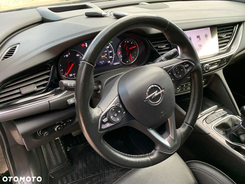 Opel Insignia - 23