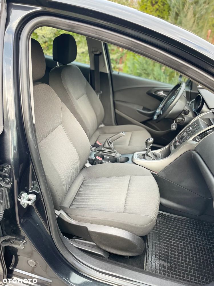 Opel Astra 1.4 T Enjoy - 13