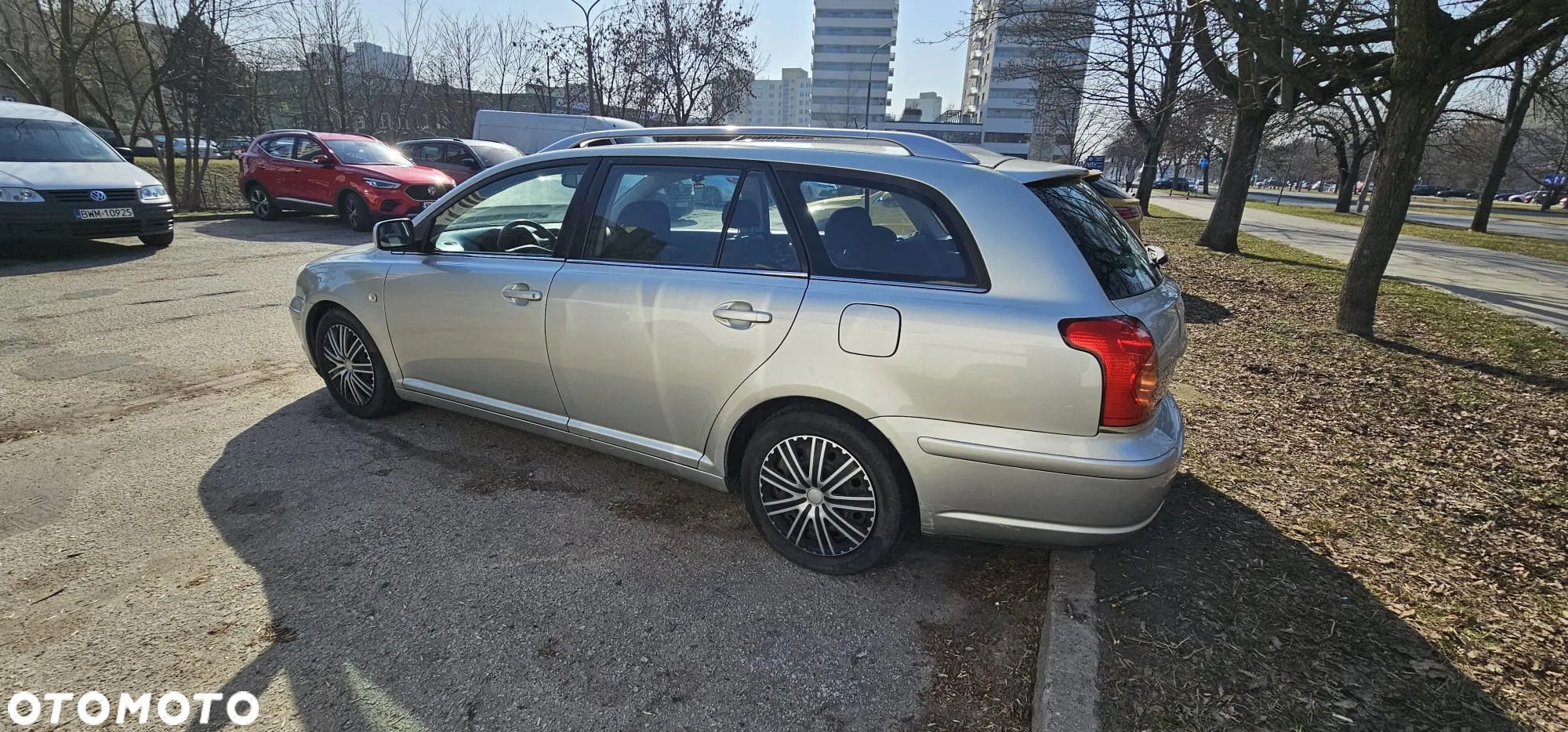 Toyota Avensis 1.8 VVT-i Luna - 5