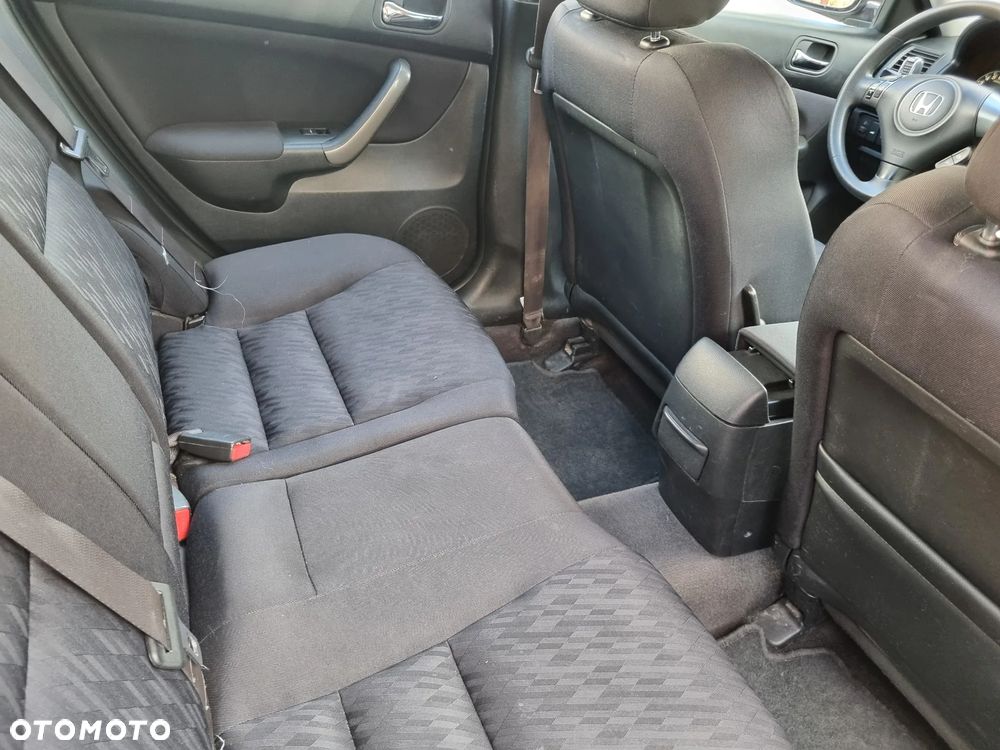 Honda Accord 2.0 Comfort - 13