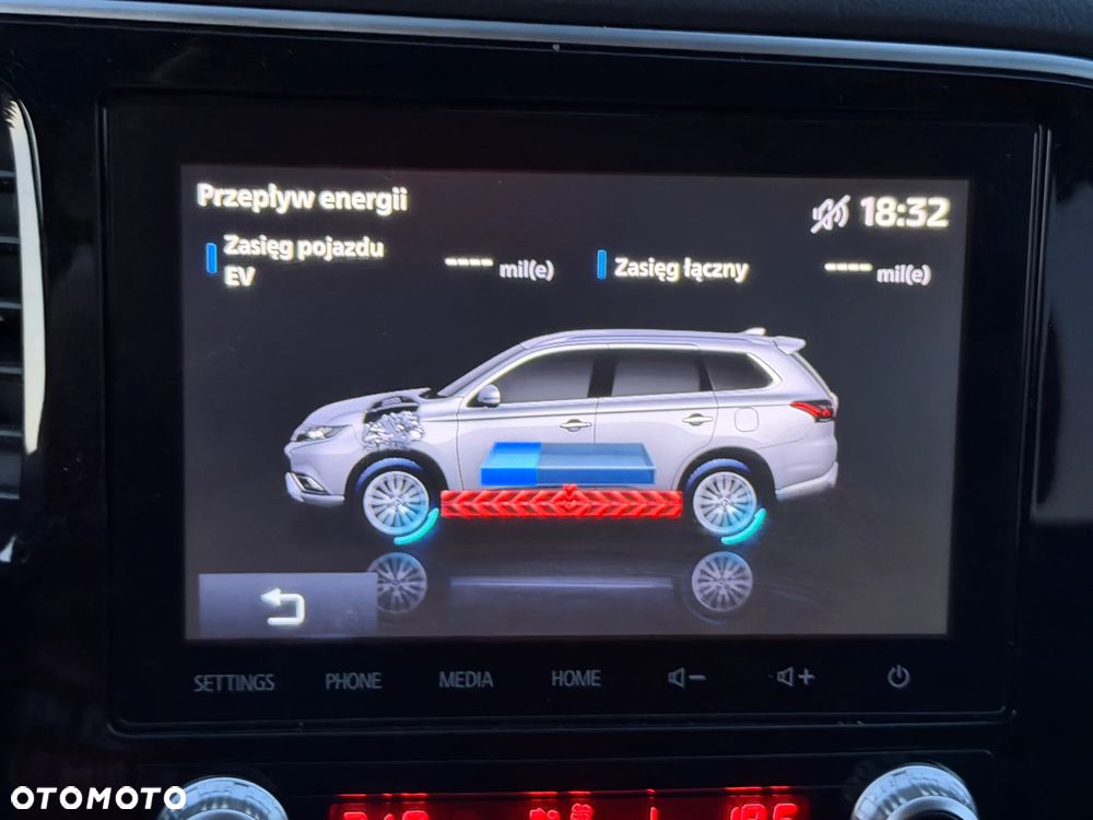 Mitsubishi Outlander Intense + - 19