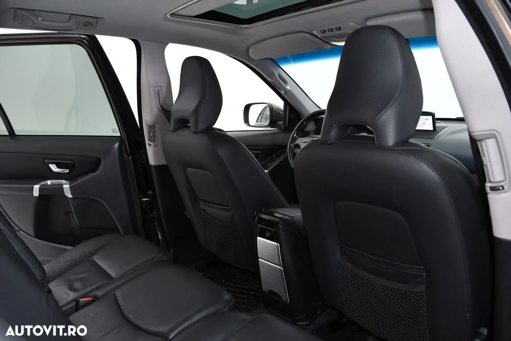 Volvo XC 90 D5 AWD Geartonic Summum - 12