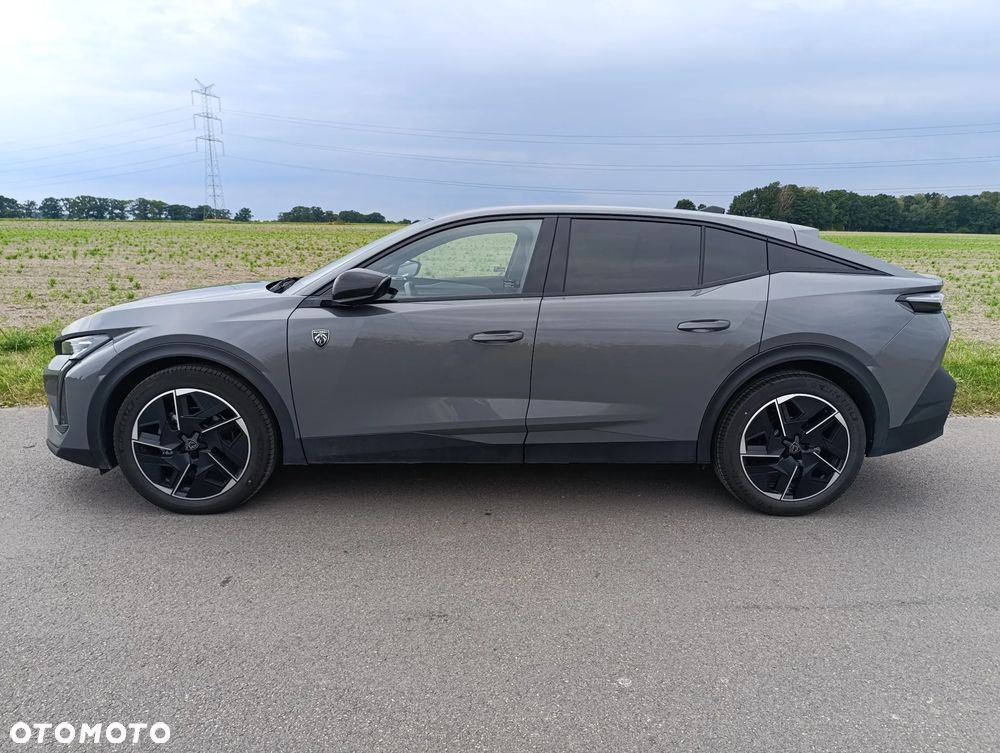 Peugeot 408 2026 photo 3