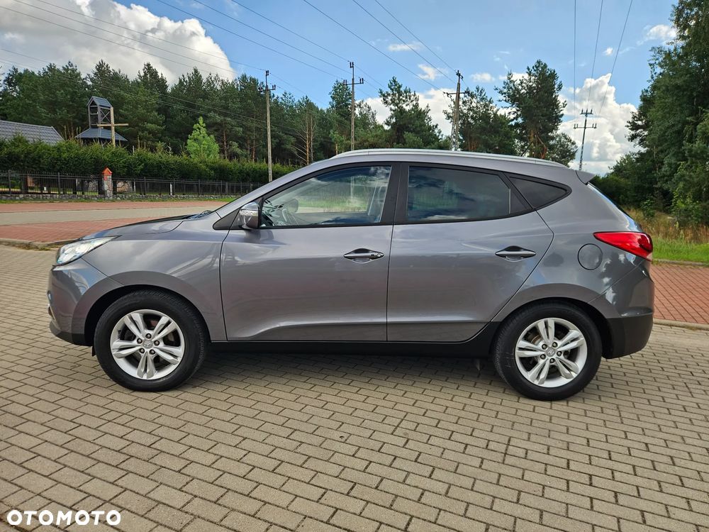 Hyundai ix35 2.0 CRDi 4WD Automatik Fifa World Cup Gold Edition - 4