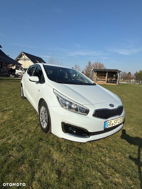 Kia Ceed - 3